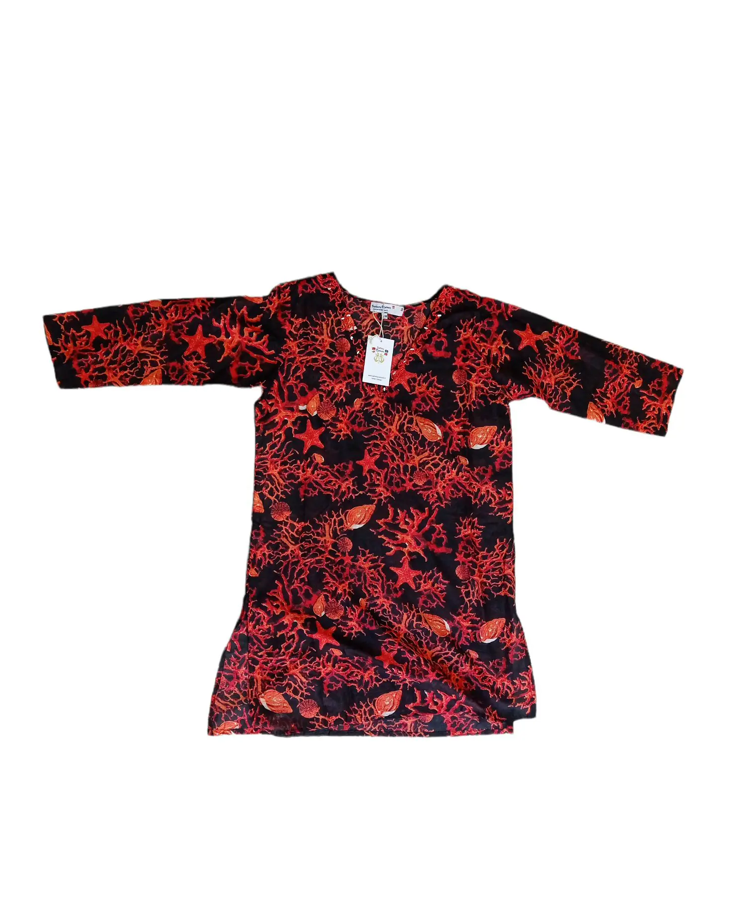 Caftano copricostume fantasia Corallo sfondo nero spacchette laterali, scollo a V, presenza di microperline.
Taglie: S/M; L/XL
100% Cotone Spedizione Gratuita Caftano copricostume fantasia Corallo sfondo nero spacchette laterali, scollo a V, presenza di microperline.
Taglie: S/M; L/XL
100% Cotone Spedizione Gratuita