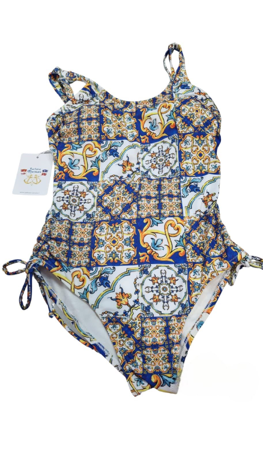 Costume intero con coppe estraibili ,bratelline regolabili, coprente. Fantasia  maiolica Spedizione Gratuita