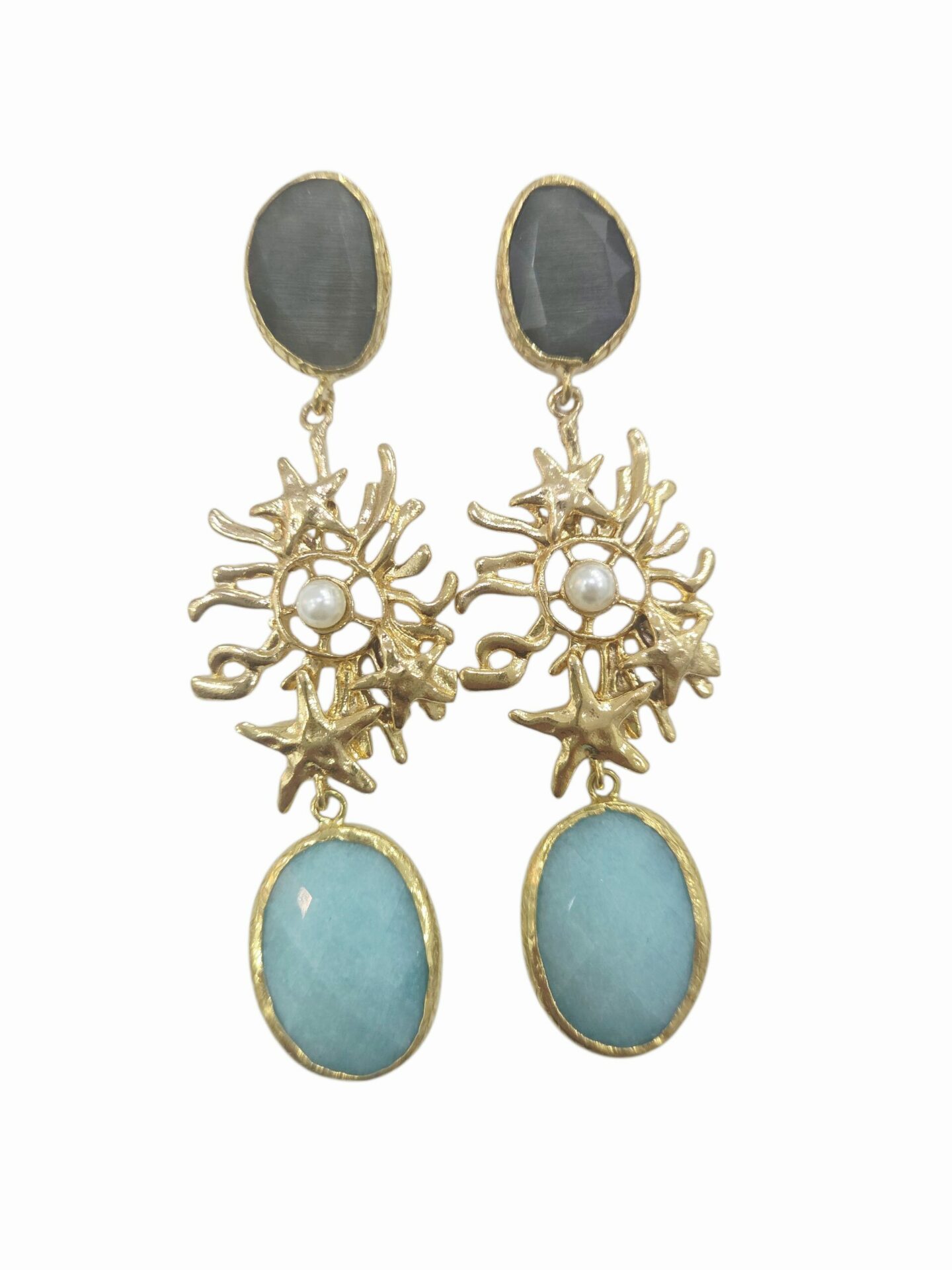 Orecchini  realizzati con ottone, occhio di gatto ed agata lunghezza 9cm peso 14gr Spedizione Gratuita