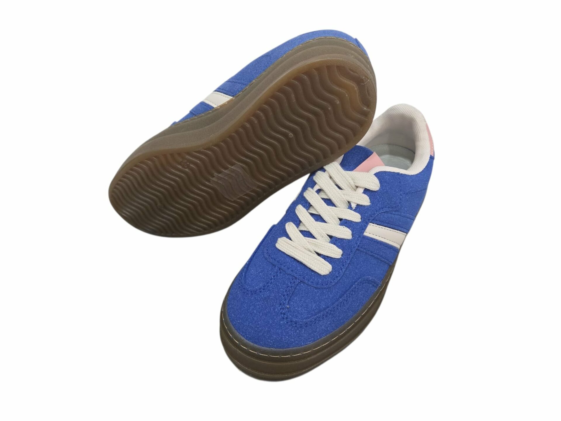 Sneakers azzurre e rosa scamosciate con doppio rialzo 4.5cm, suola antiscivolo. Spedizione Gratuita Sneakers azzurre e rosa scamosciate con doppio rialzo 4.5cm, suola antiscivolo. Spedizione Gratuita
