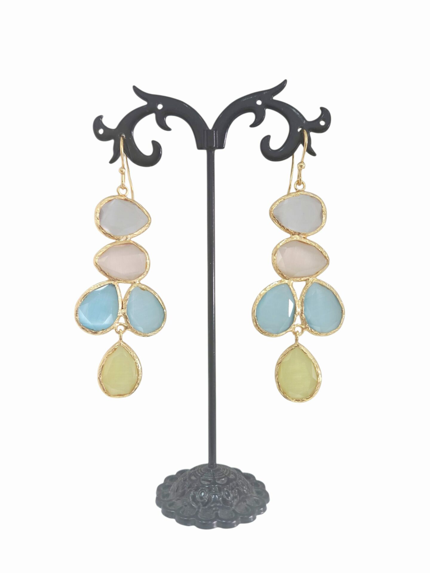 Orecchini occhio di gatto multicolore realizzati con contorno in ottone lunghezza 8cmpeso 7.9gr Spedizione Gratuita Orecchini occhio di gatto multicolore realizzati con contorno in ottone lunghezza 8cmpeso 7.9gr Spedizione Gratuita