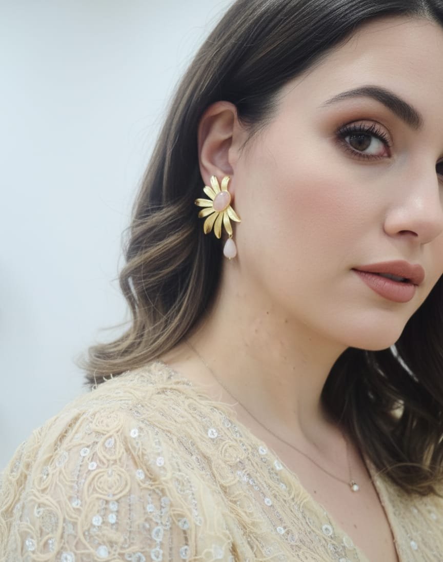 Earrings made with rose quartz and brass, length 4.5cm, weight 7.8g Free shipping Orecchini realizzati con quarzo rosa ed ottone lunghezza 4.5cmpeso 7.8gr Spedizione Gratuita