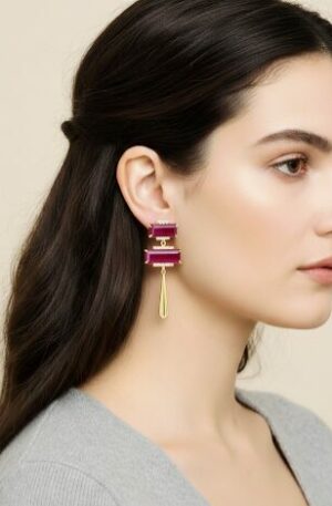 Orecchini realizzati con bacchette di quarzi con zirconi ed ottone
lunghezza 5cm
peso 7.5gr Spedizione Gratuita
