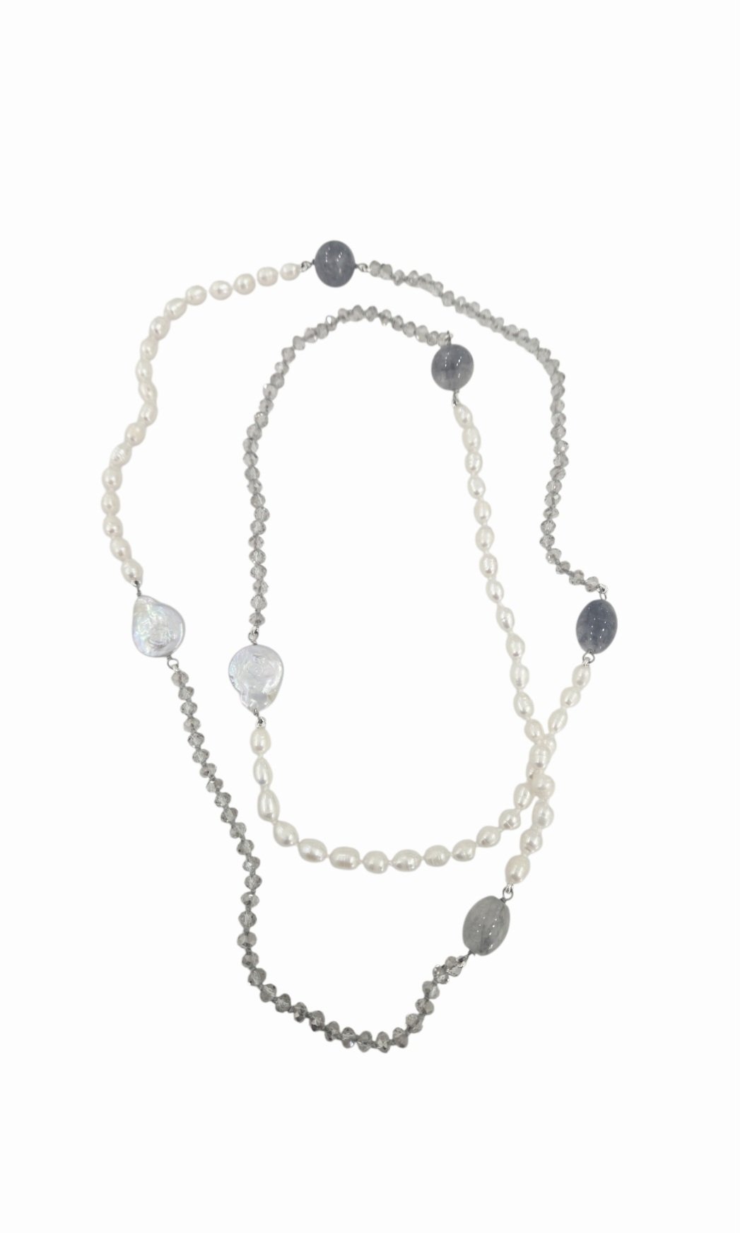 Collana lunga possibilità di fare doppio giro realizzata con cristalli,perle di fiume, agata,quarzo grigio e perle barocche piatte
lunghezza 1.24cm Spedizione Gratuita Collana lunga possibilità di fare doppio giro realizzata con cristalli,perle di fiume, agata,quarzo grigio e perle barocche piatte
lunghezza 1.24cm Spedizione Gratuita