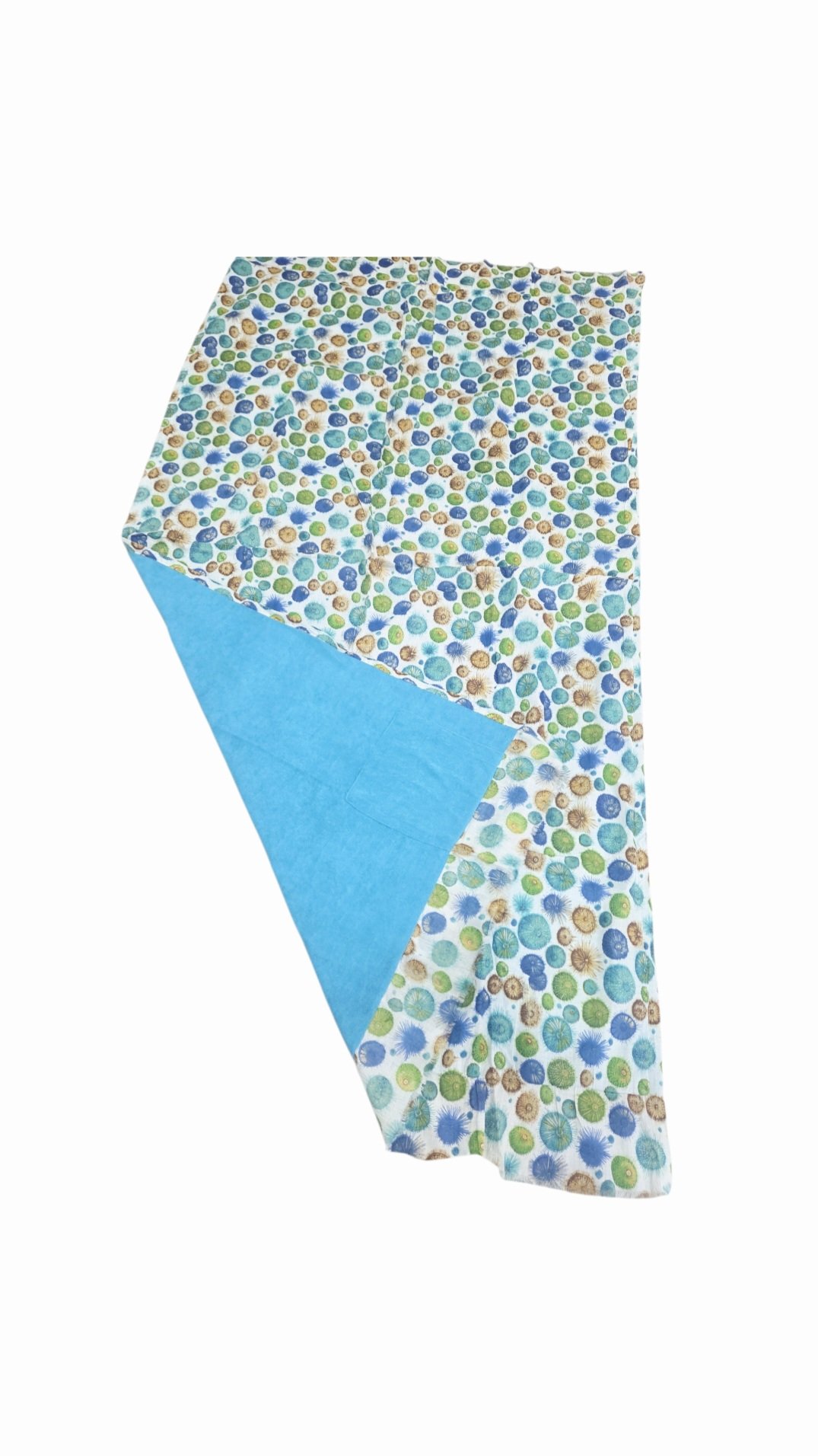 BEACH TOWEL WITH HEDGEHOG PRINT FRINGES. INTERNAL POCKET WITH HOOK AND LOOP CLOSURE. COMPOSITION: 100% COTTON OUTER 100% MICROSPOURING INNER turquoise. WIDTH 100 CM. LENGTH 180 CM. Free shipping TELOMARE CON FRANGE STAMPA RICCIO. TASCHINO INTERNO CON CHIUSURA A STRAPPOCOMPOSIZIONE:100% COTONE ESTERNO100% MICROSPUGNA INTERNO turcheseLARGHEZZA 100 CMLUNGHEZZA 180 CM Spedizione Gratuita