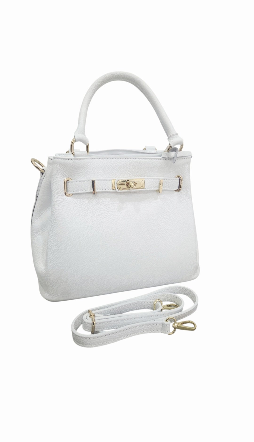 White genuine leather bag, made in Italy, Kelly model, with shoulder strap, lined interior with side pockets, zip closure, dimensions H23 W 16 L29 Free shipping Borsa in vera pelle bianca,made Italy, modello kelly, dotata di tracolla, interno foderato con tasche laterali,chiusura con zipmisure H23 B 16 L29 Spedizione Gratuita