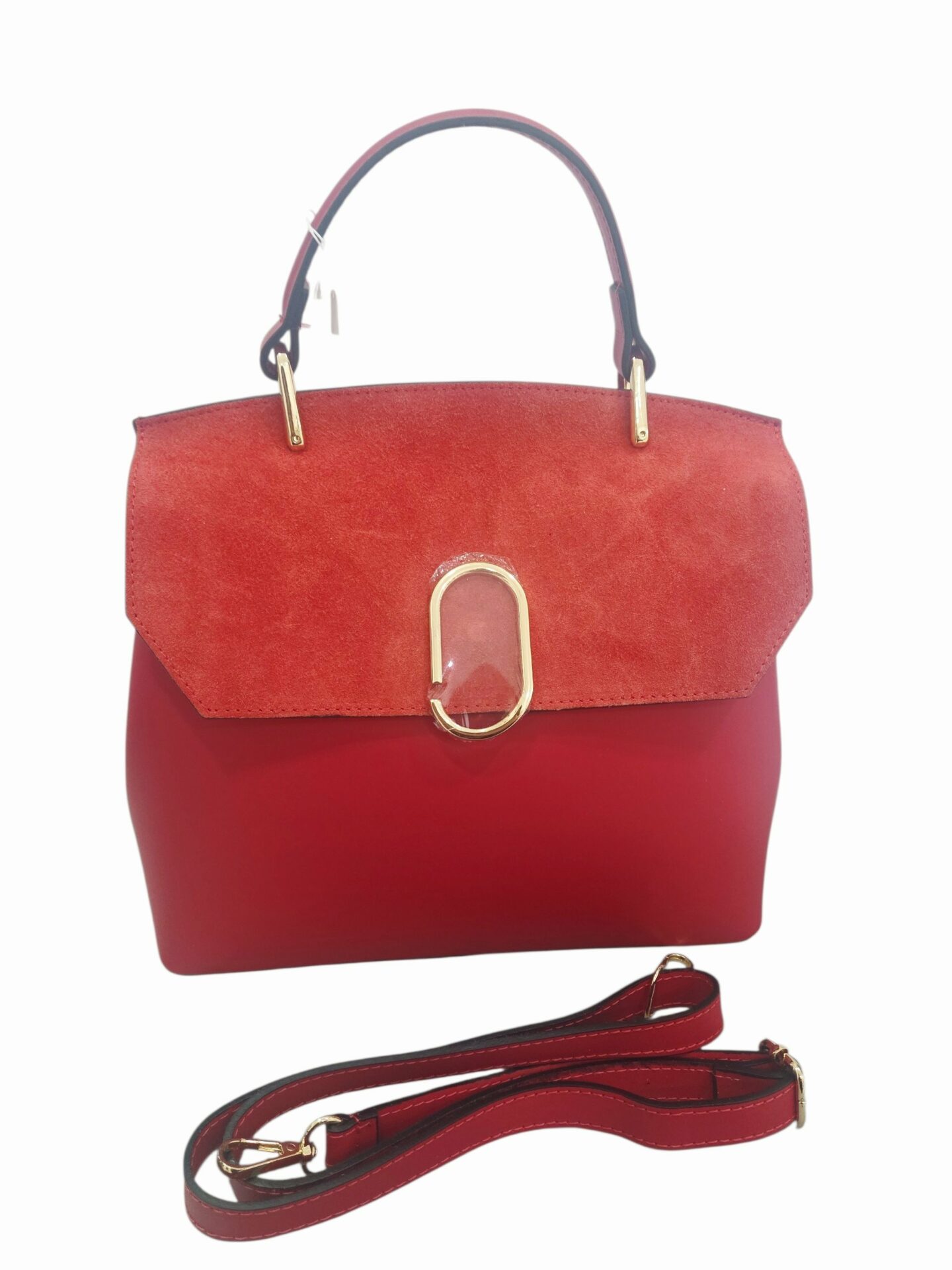 Borsa rossa, in vera pelle con pattina in camoscio,made Italy, dotata di tracolla interno foderato con tre scomparti,chiusura con bottone magnetico. Spedizione Gratuita Borsa rossa, in vera pelle con pattina in camoscio,made Italy, dotata di tracolla interno foderato con tre scomparti,chiusura con bottone magnetico. Spedizione Gratuita