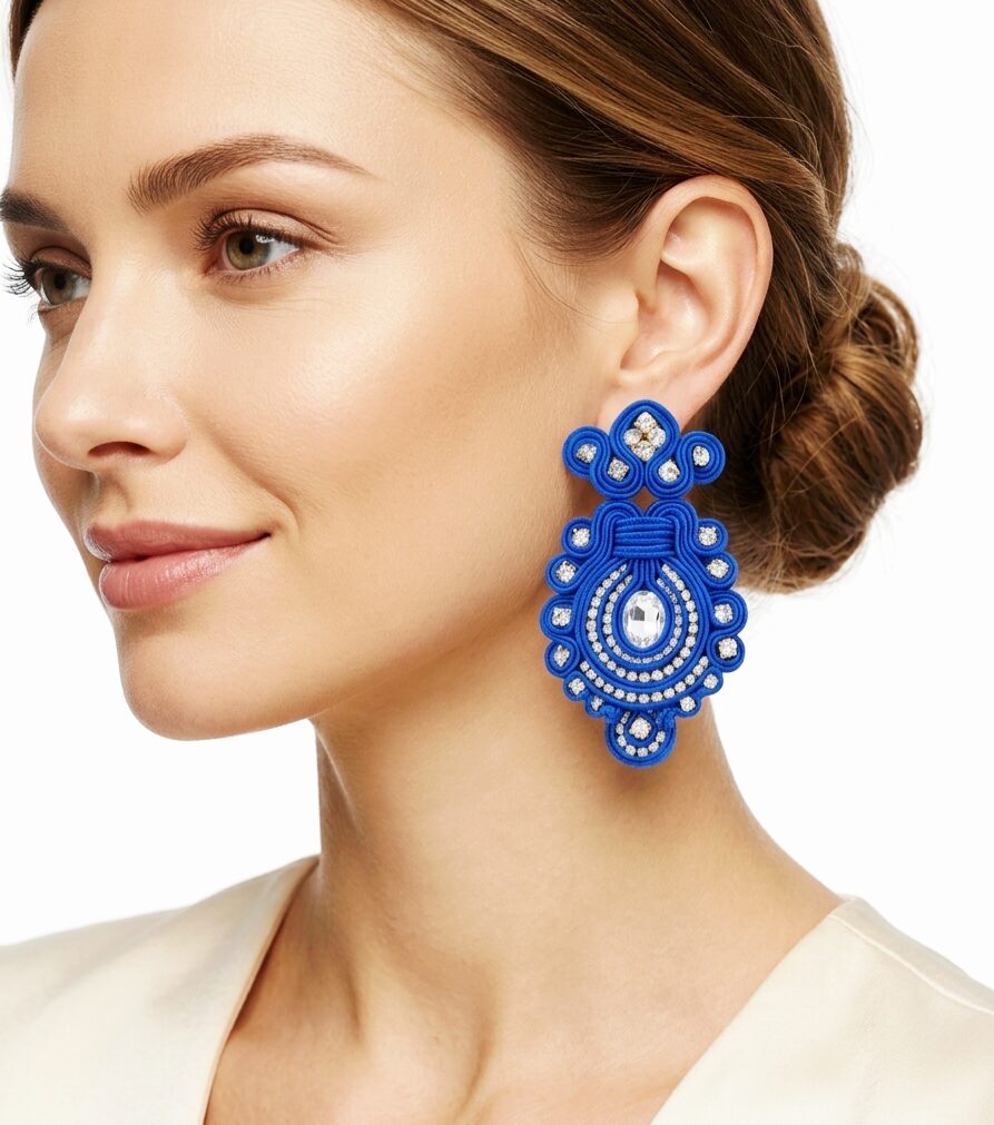 Orecchini realizzati artigianalmente con soutache blu elettrico e punti luce.
lunghezza 8cm
peso 12.1gr Spedizione Gratuita Orecchini realizzati artigianalmente con soutache blu elettrico e punti luce.
lunghezza 8cm
peso 12.1gr Spedizione Gratuita